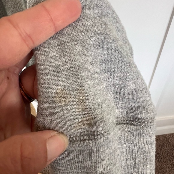 Chaps women’s fitted Denim jacket and gray sweatshirt sleeves size large - Picture 8 of 8